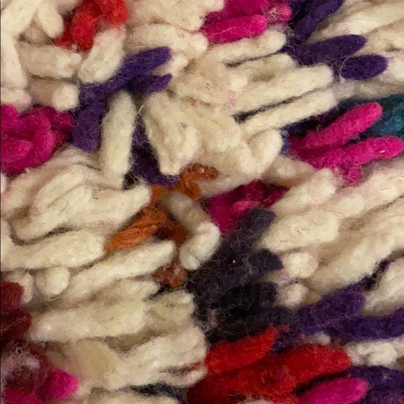 Meet your Posher, Juliana - Picture 1 of 1